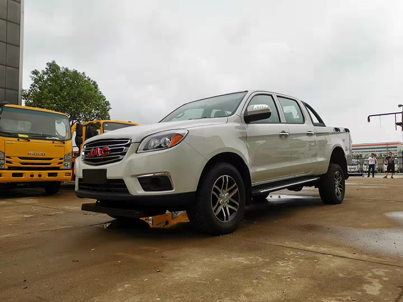 皮卡拖車清障車